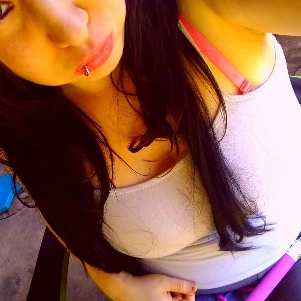 Meet your Posher, Lizzie